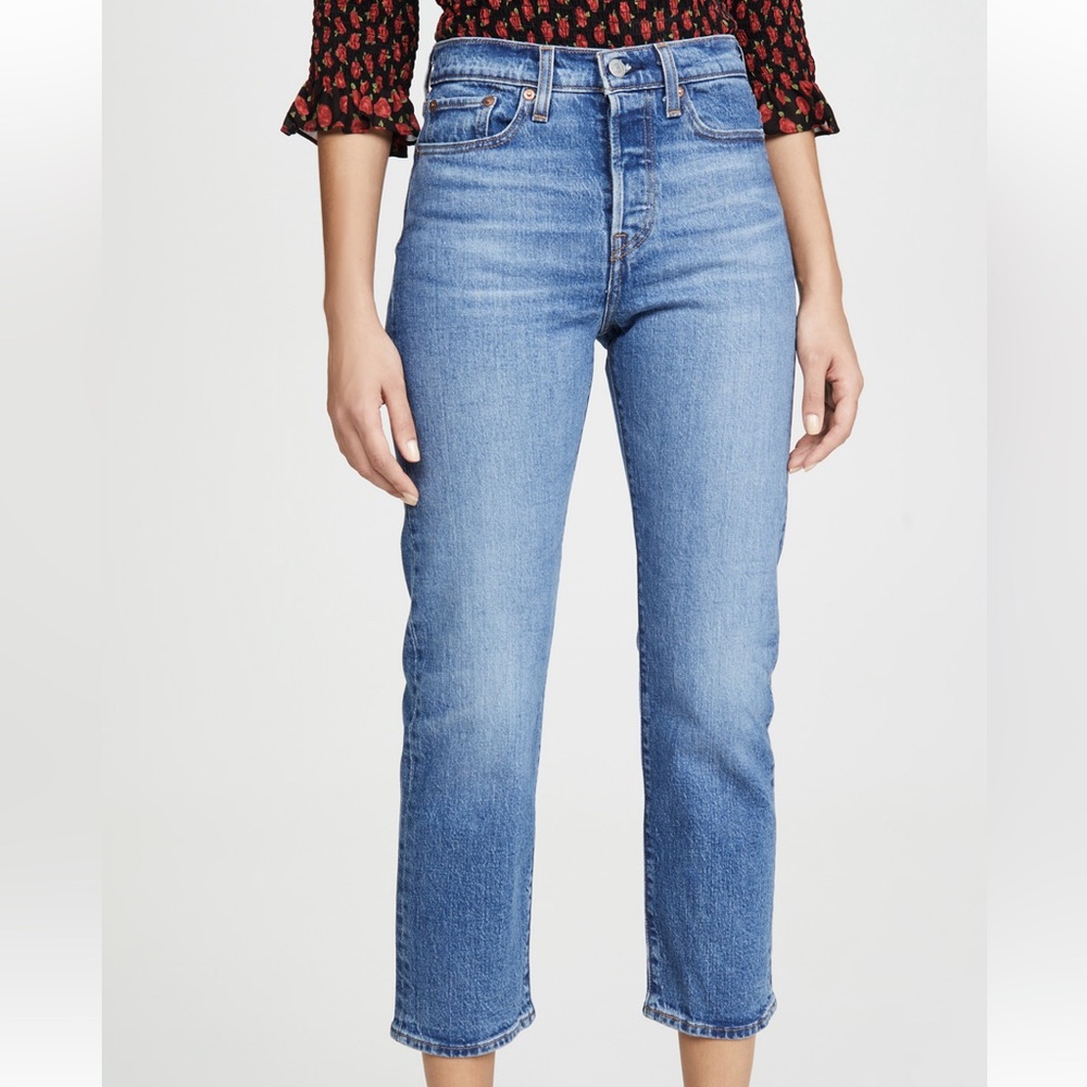 NWT Levi’s Wedgie Straight Jeans
